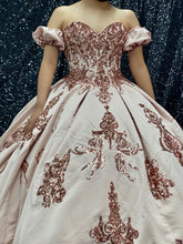Load image into Gallery viewer, Morilee Vizcaya Style #60127 (Blush/Rose Gold)
